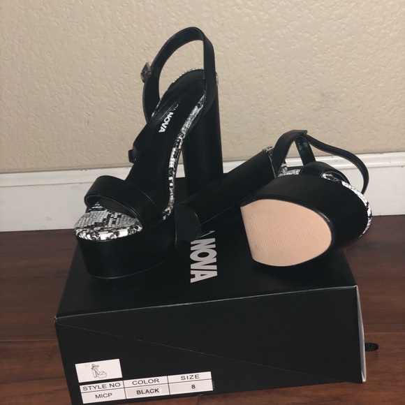 Killer heeled sandals - Picture 2 of 3